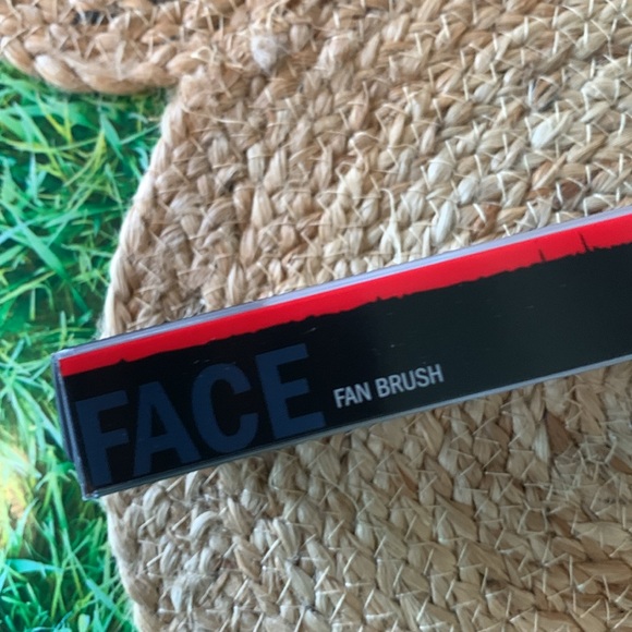 Japonesque, Fan Brush, NIB - Picture 6 of 7